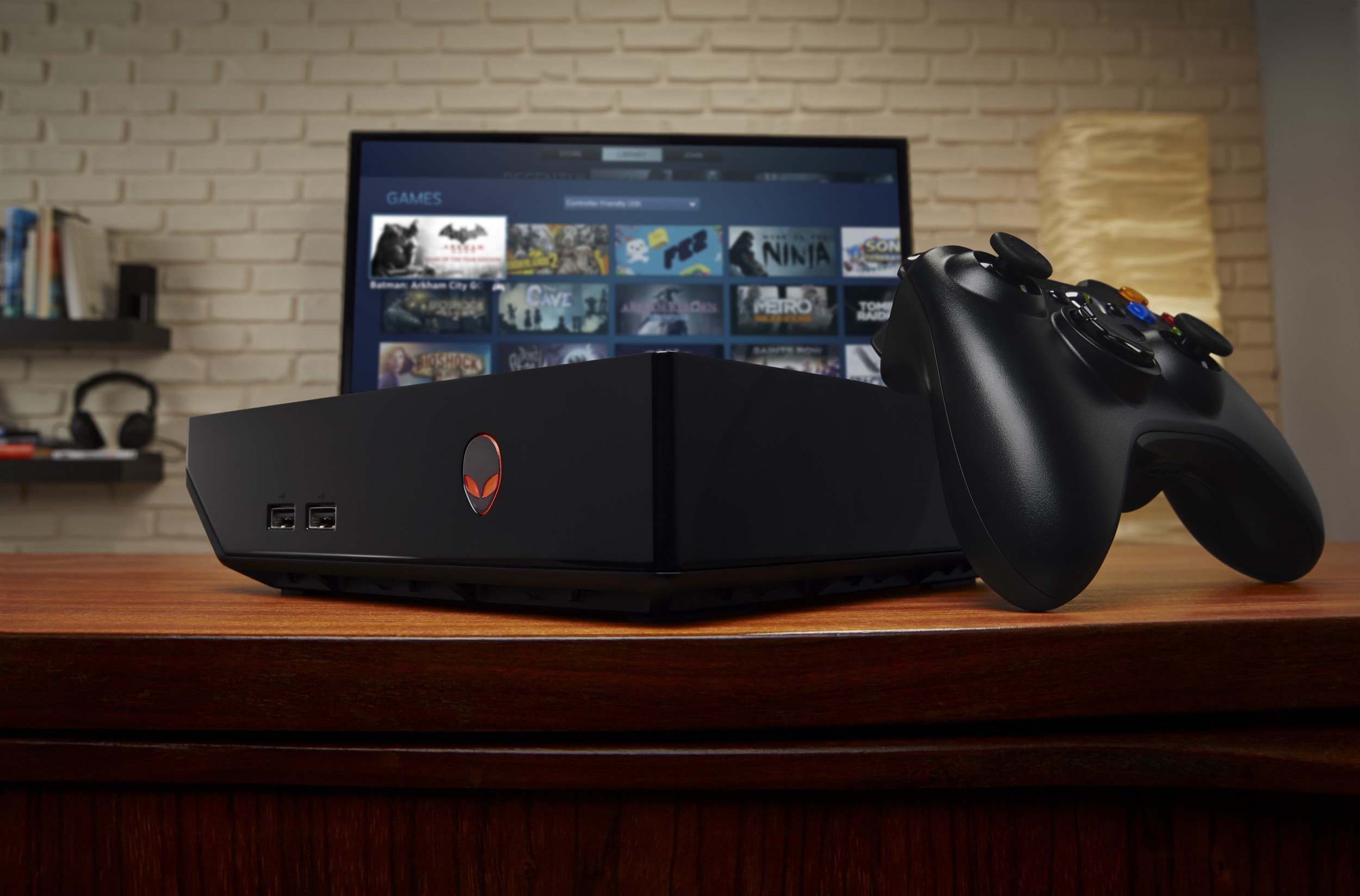 Gaming console. Steam Machine консоль. Alienware Alpha. Компьютер Alienware Alpha. Valve Steam консоль.