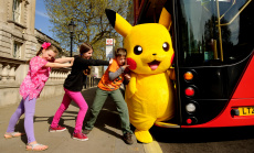 Pokémon - Wie bekommt man Pikachu in den Bus?